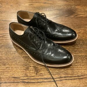 Men’s dress shoes